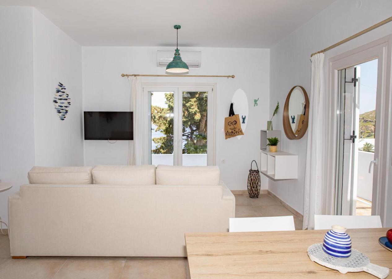 Sunny Bay Villa Ajía Marína Kültér fotó