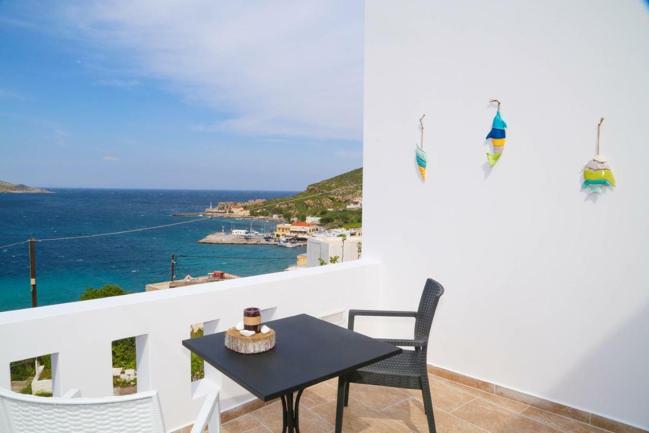 Sunny Bay Villa Ajía Marína Kültér fotó
